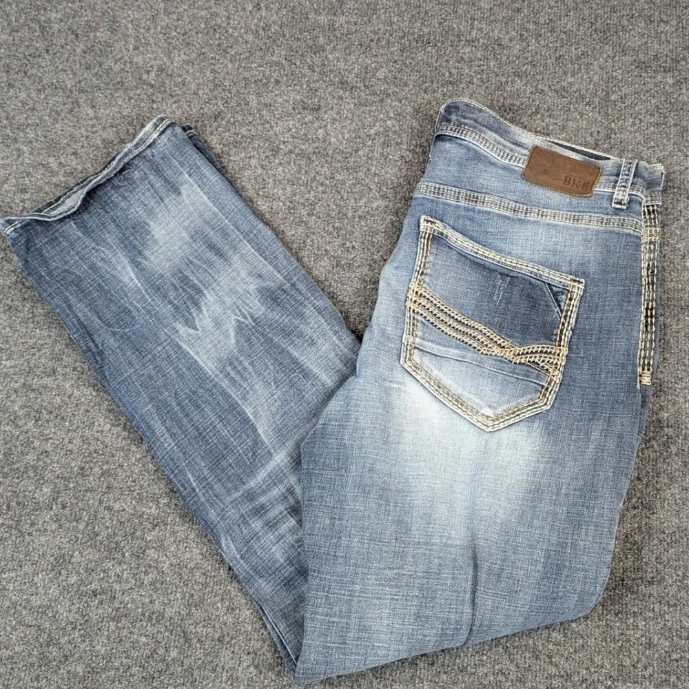 BKE Tyler Mens Straight Leg Jeans Blue Medium Wash Stretch AVS23100 Size 36x32